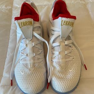 Size 8 Women’s White and Red Lebron Nike Shoes